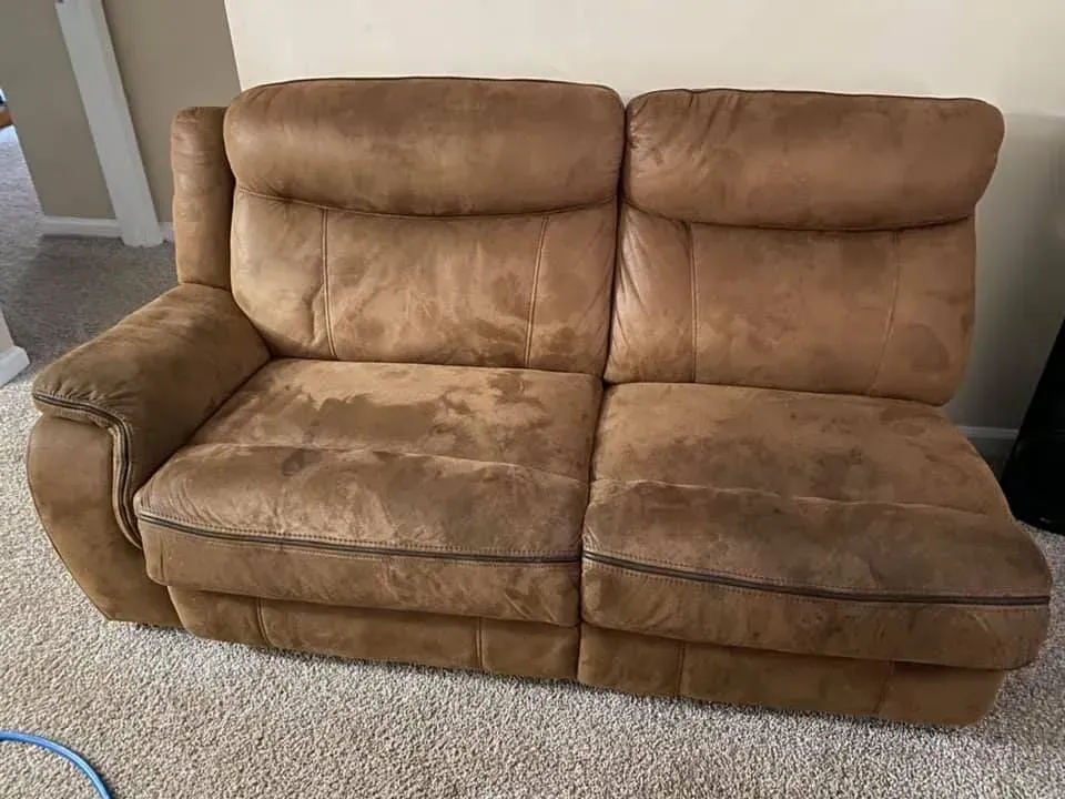 Before furniture upholstery cleaning service in Columbus, Ohio.