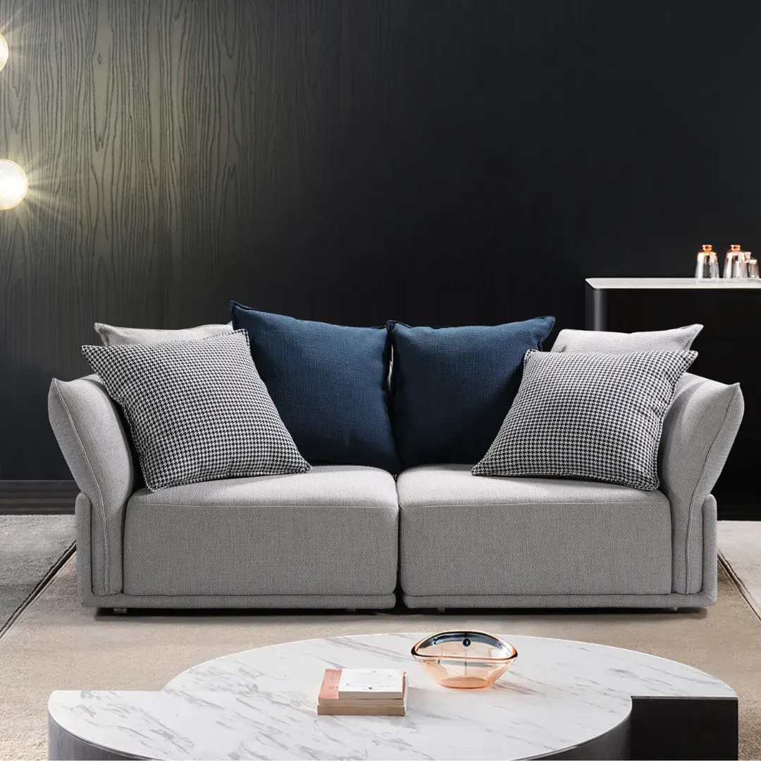 Love seat upholstery cleaning service in Atlanta, Georgia.