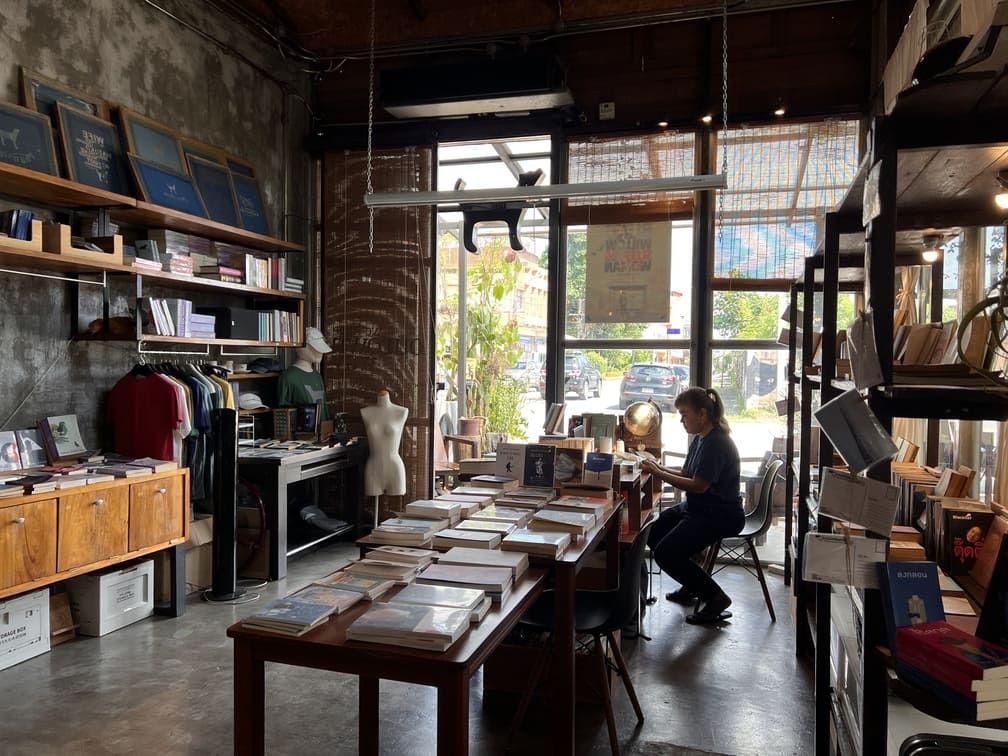 Photograph for the food section of a city guide to the Thai town of Trang.