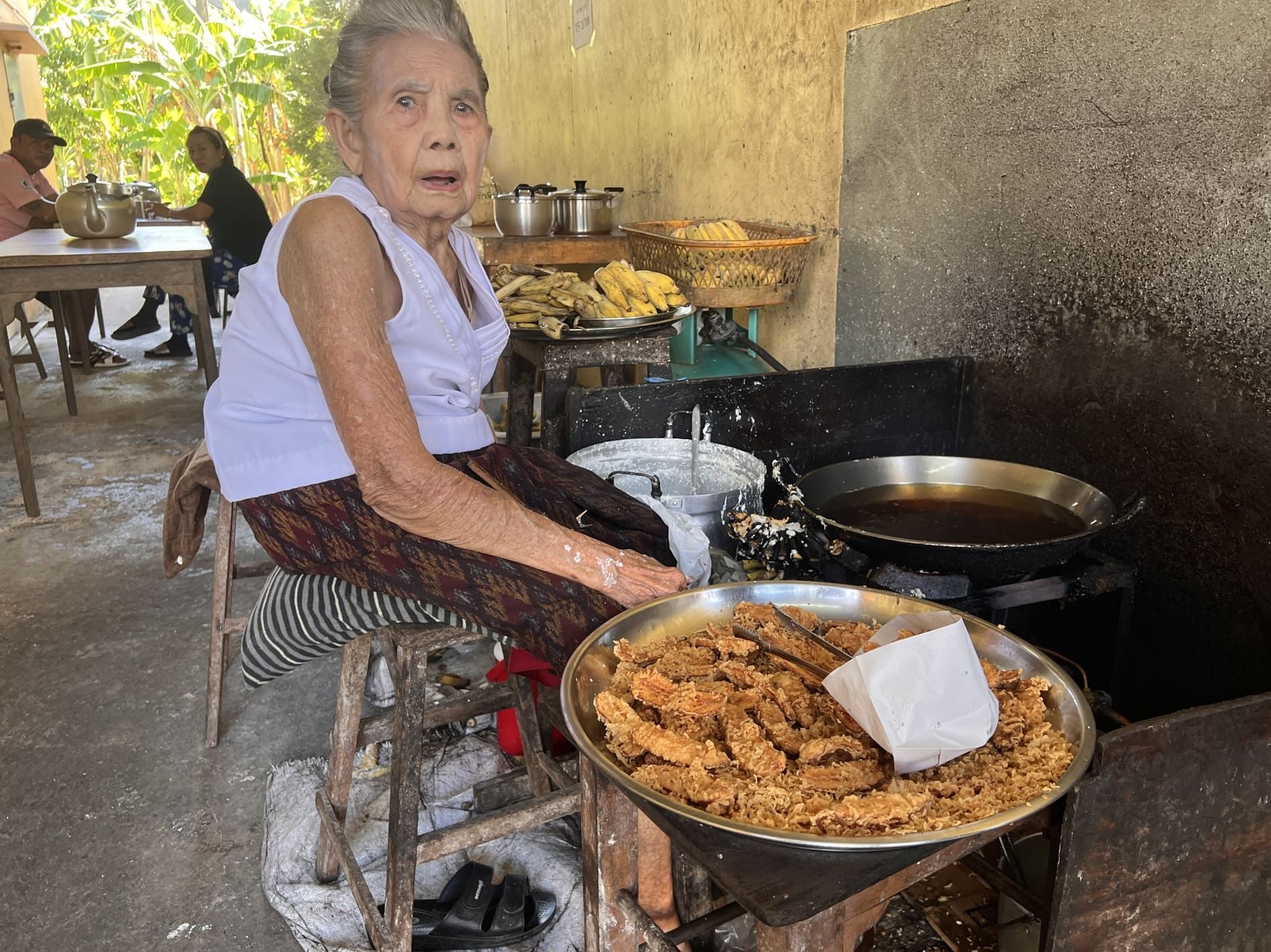 Photograph for the food section of a city guide to the Thai town of Trang.