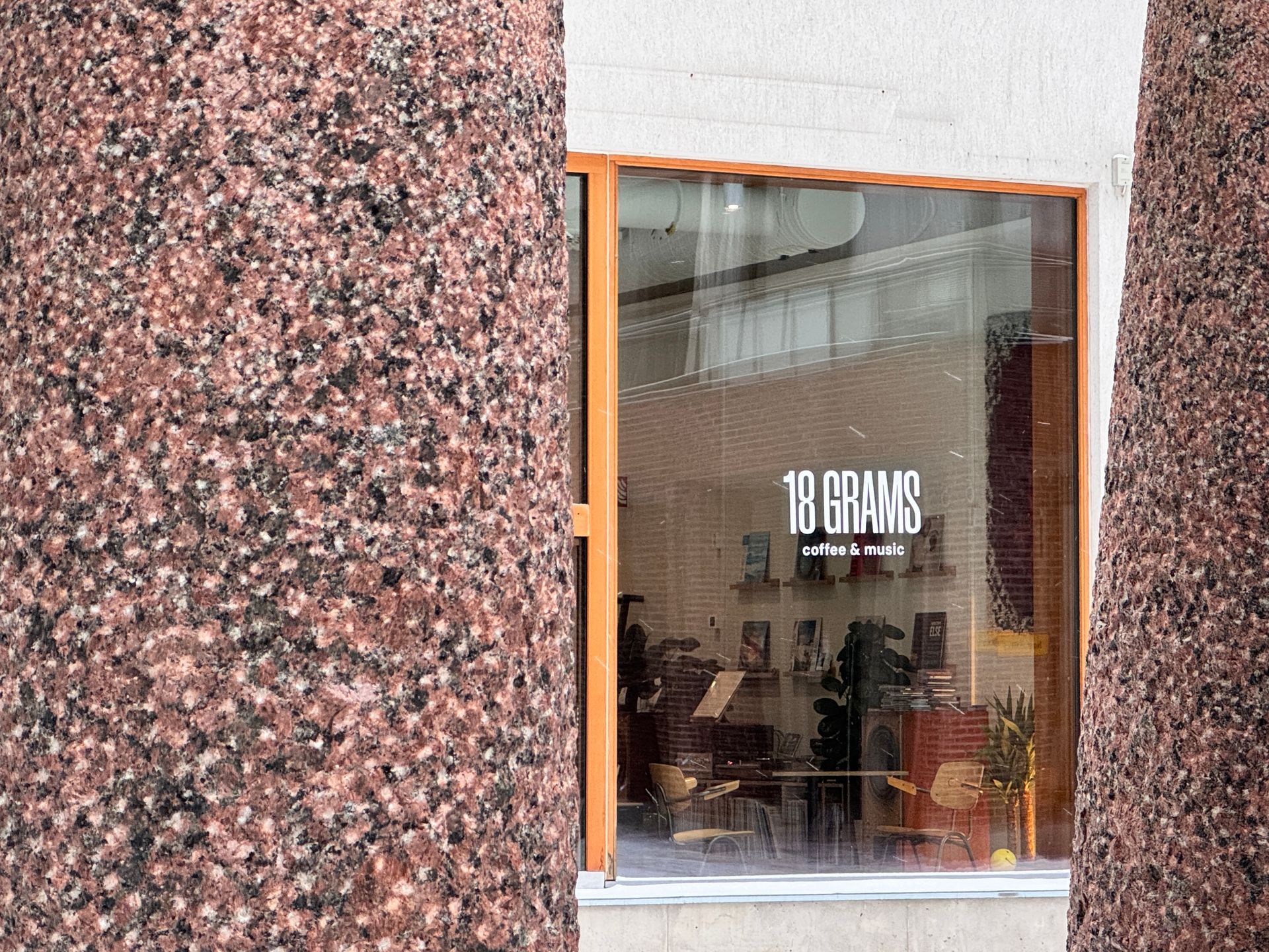 Image of a city guide banner for an article about eating and drinking in that particular place.