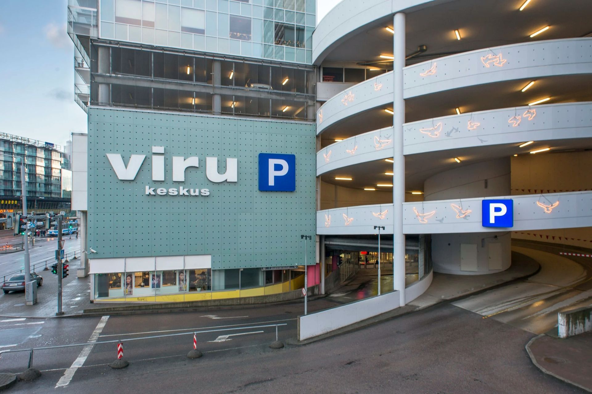 Viru keskuse parking