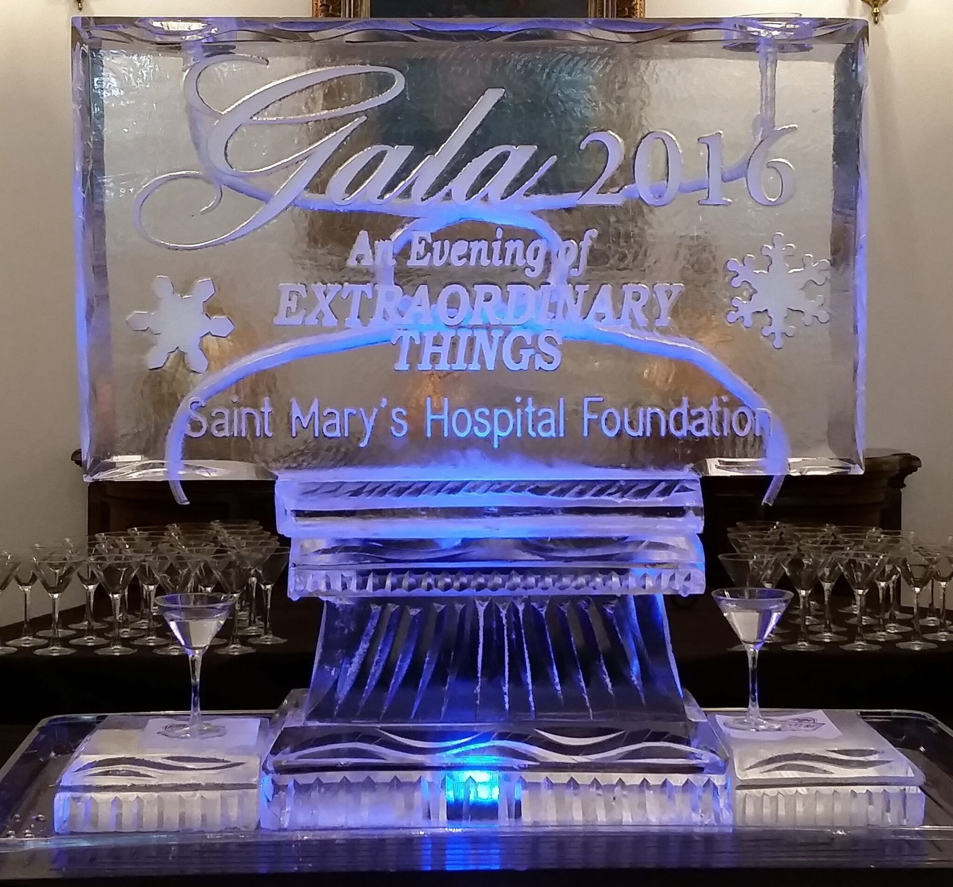 Illuminated glass award engraved “Gala 2016,” “Evening of Extraordinary Things,” and “Saint Mary’s Hospital Foundation”