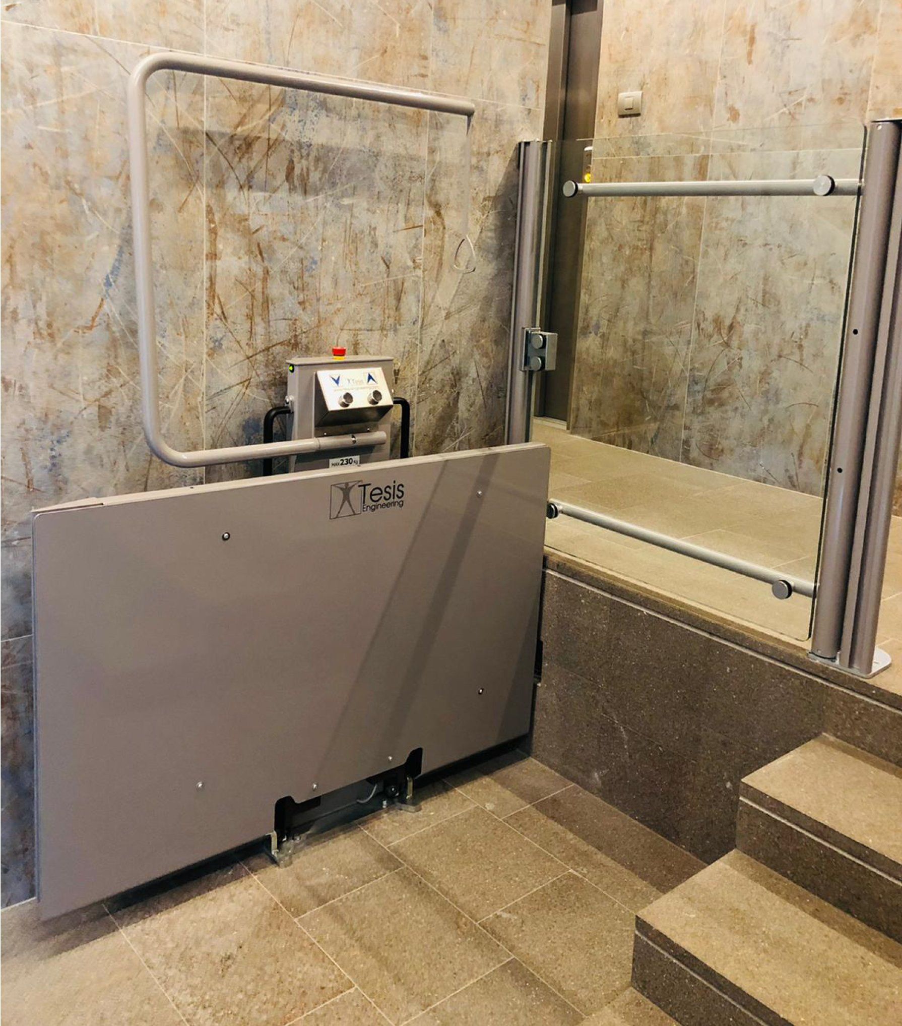 MicroLevel, el mini ascensor sin foso, ideal para salvar pequeños desniveles
