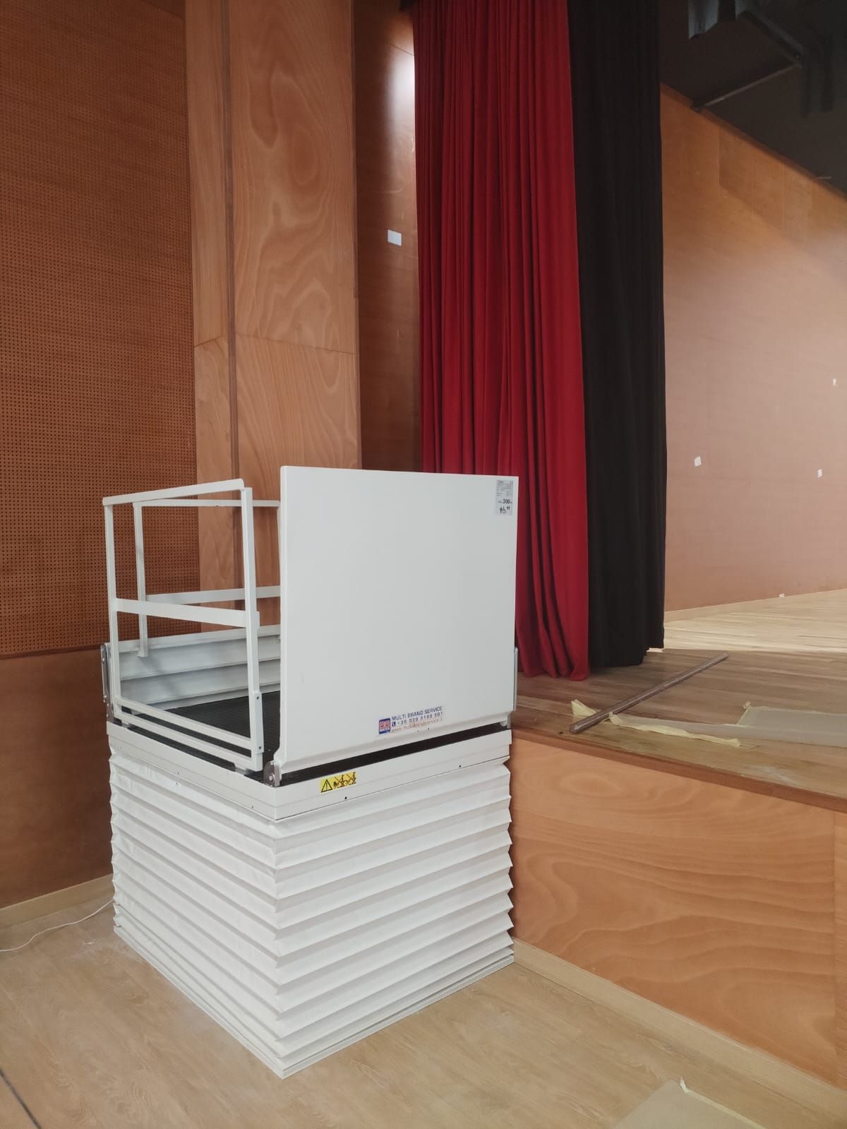MicroLevel, il minielevatore senza fossa ideale per superare piccoli dislivelli