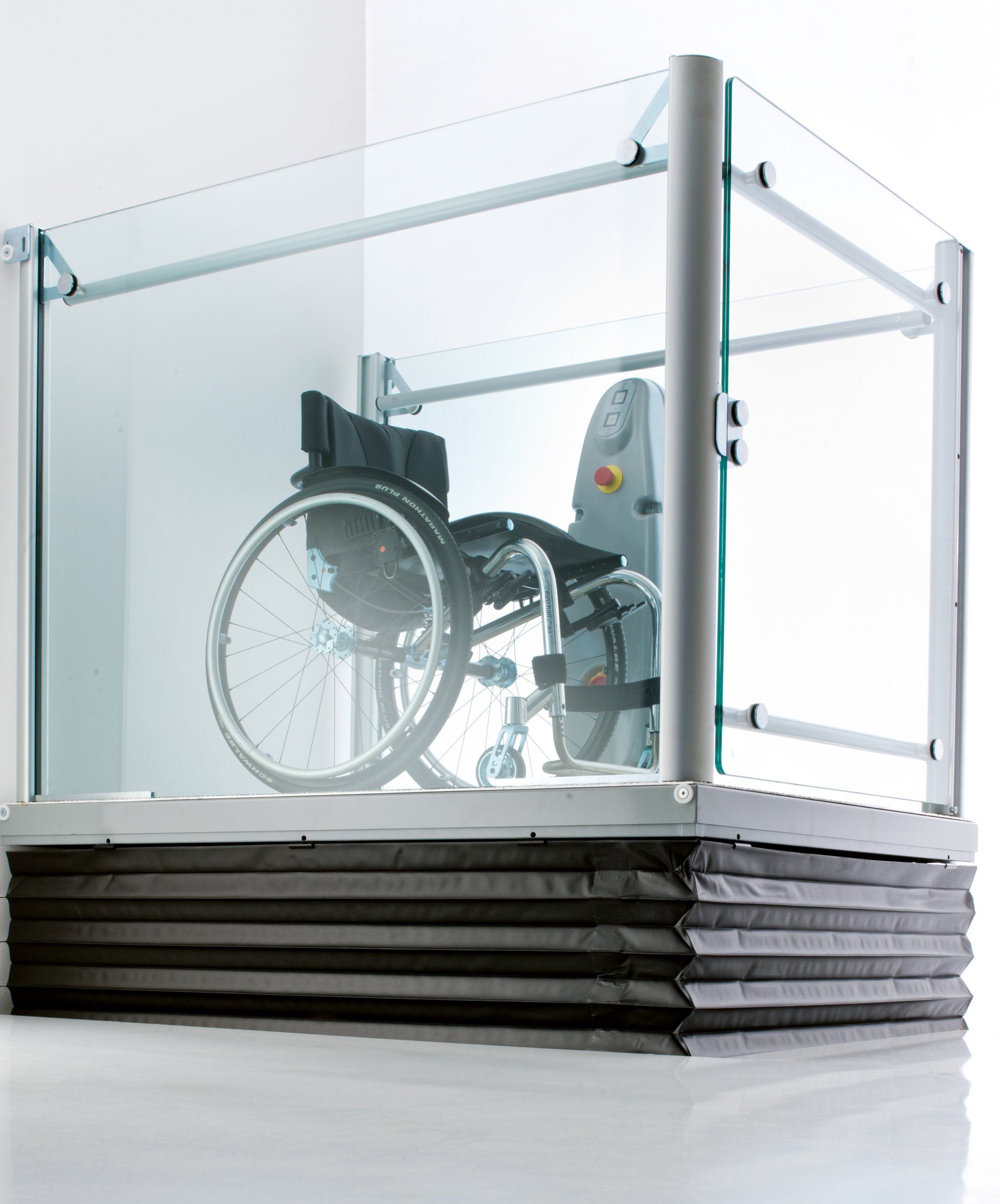 Piattaforma elevatrice MidiLevel per interni e esterni