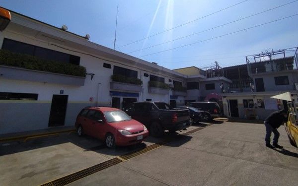 Grúas Transportes Maniobras y Servicios SA de CV Oficinas administrativas