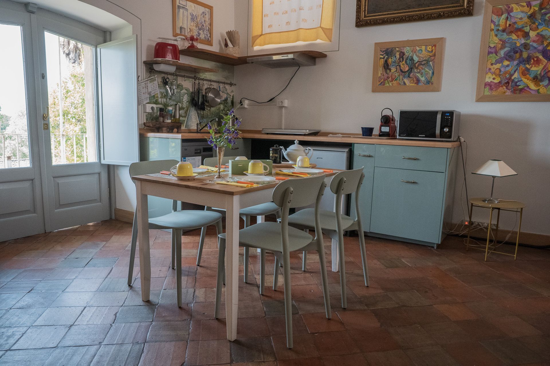 cucina e soggiorno4