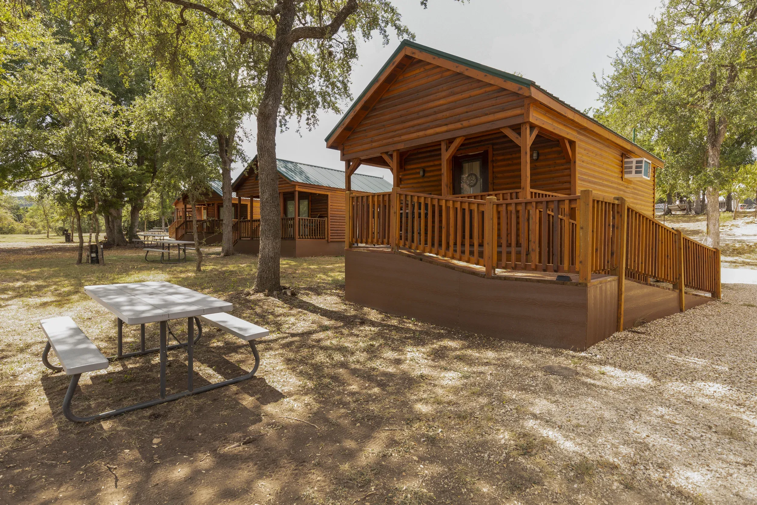 Al's Hideaway photo 3