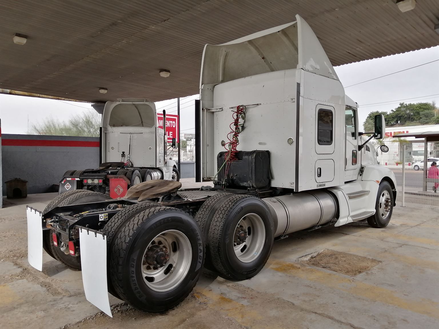 KENWORTH T660 2015 AEROCAB 62”3