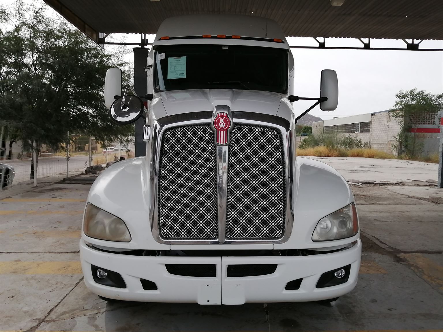 KENWORTH T660 2015 AEROCAB 62”7