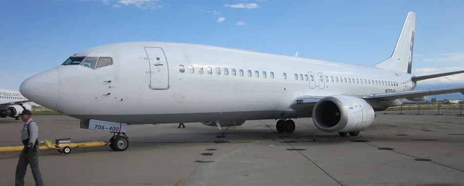 737-400F