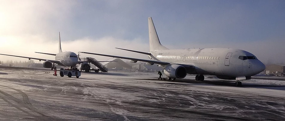 737-700