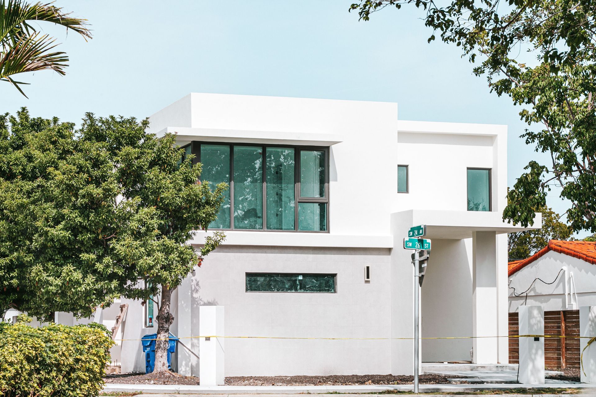 Impact-resistant hurricane windows installed on a Jacksonville, FL home