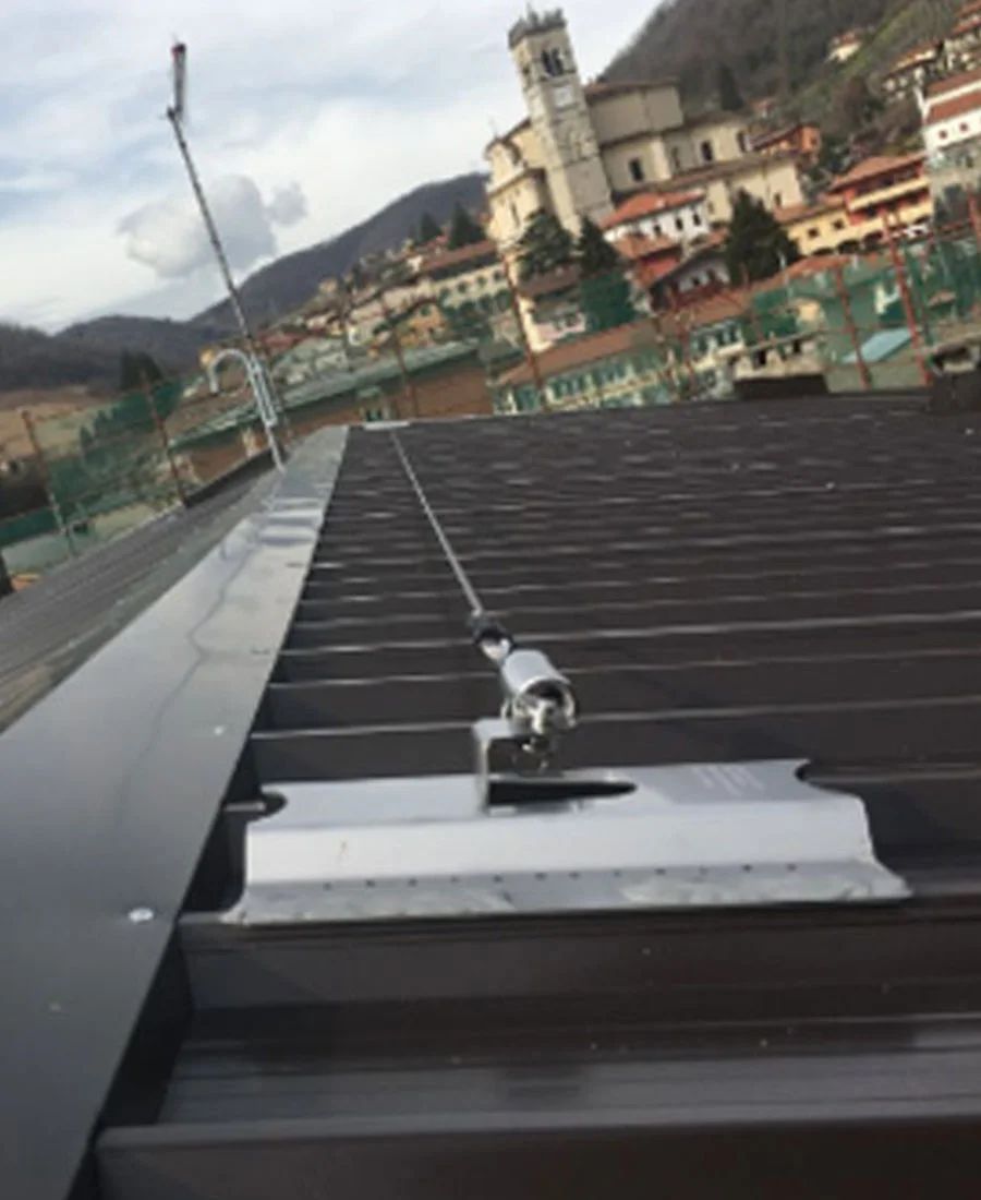 Linee Vita su pannello sandwich LV Pro Casale Corte Cerro (VB)