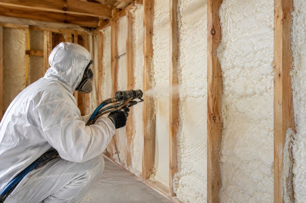 Spray foam insulation wall application

