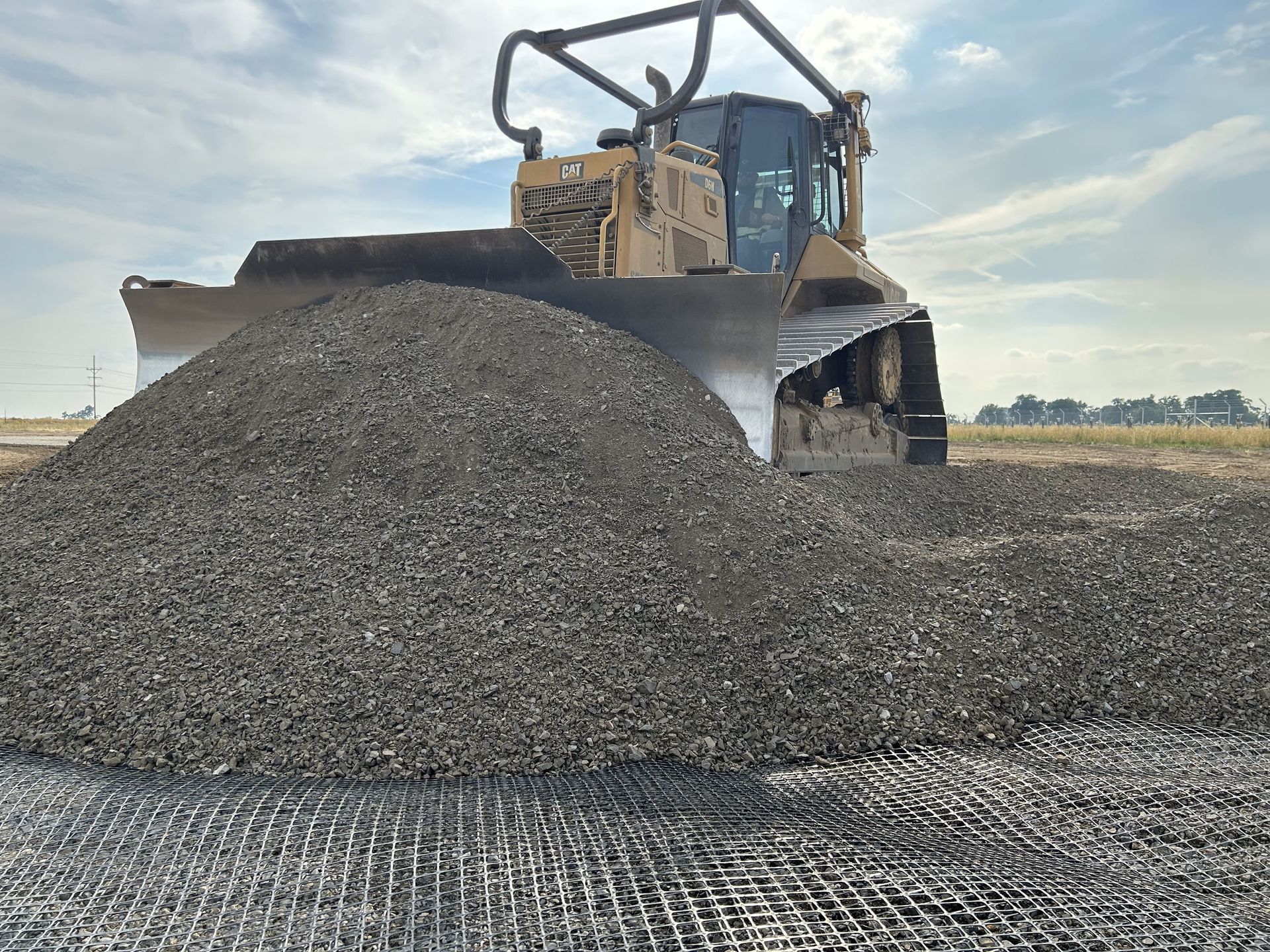 sbm earthmoving and construction mining 1