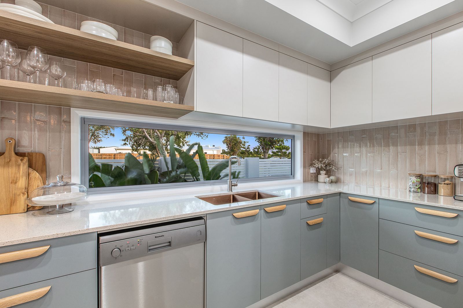 Kitchen Cabinet in Mackay