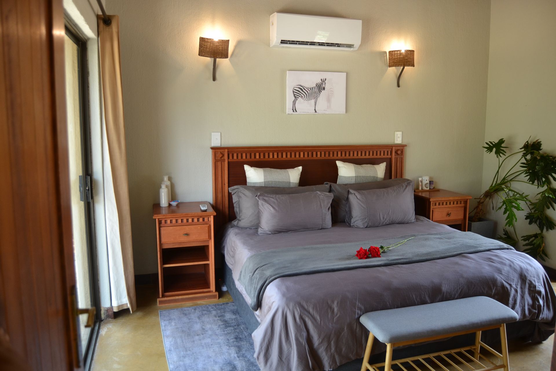 Self Catering Family Accommodation in Hoedspruit: A Traveler's Guide