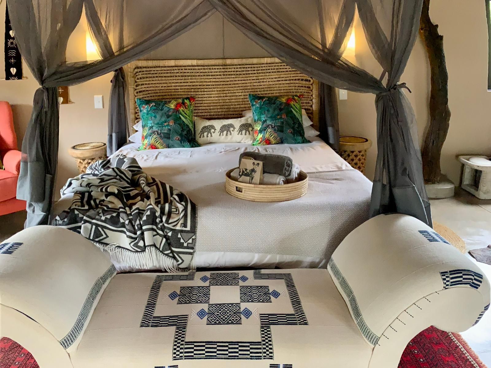 Africana | Rooibos Luxury Bush Cottage bedroom