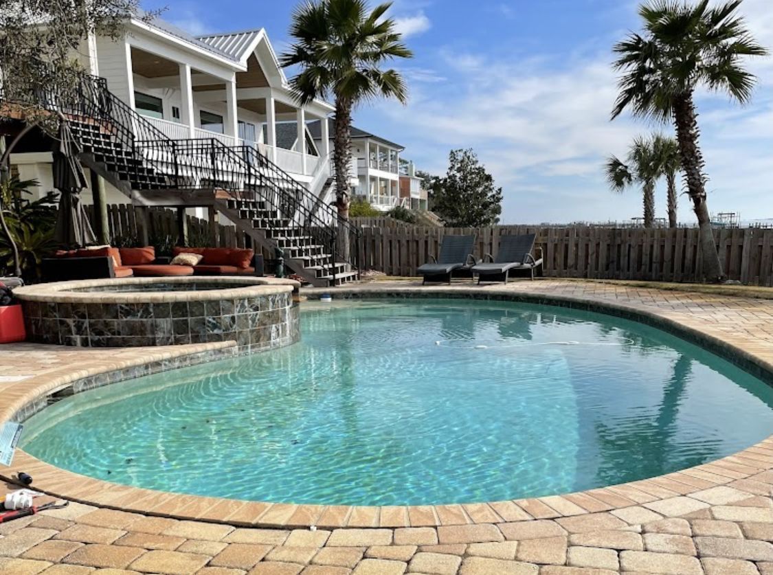 Navarre Pool Leak Detection