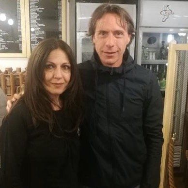La proprietaria con Enrico Chiesa