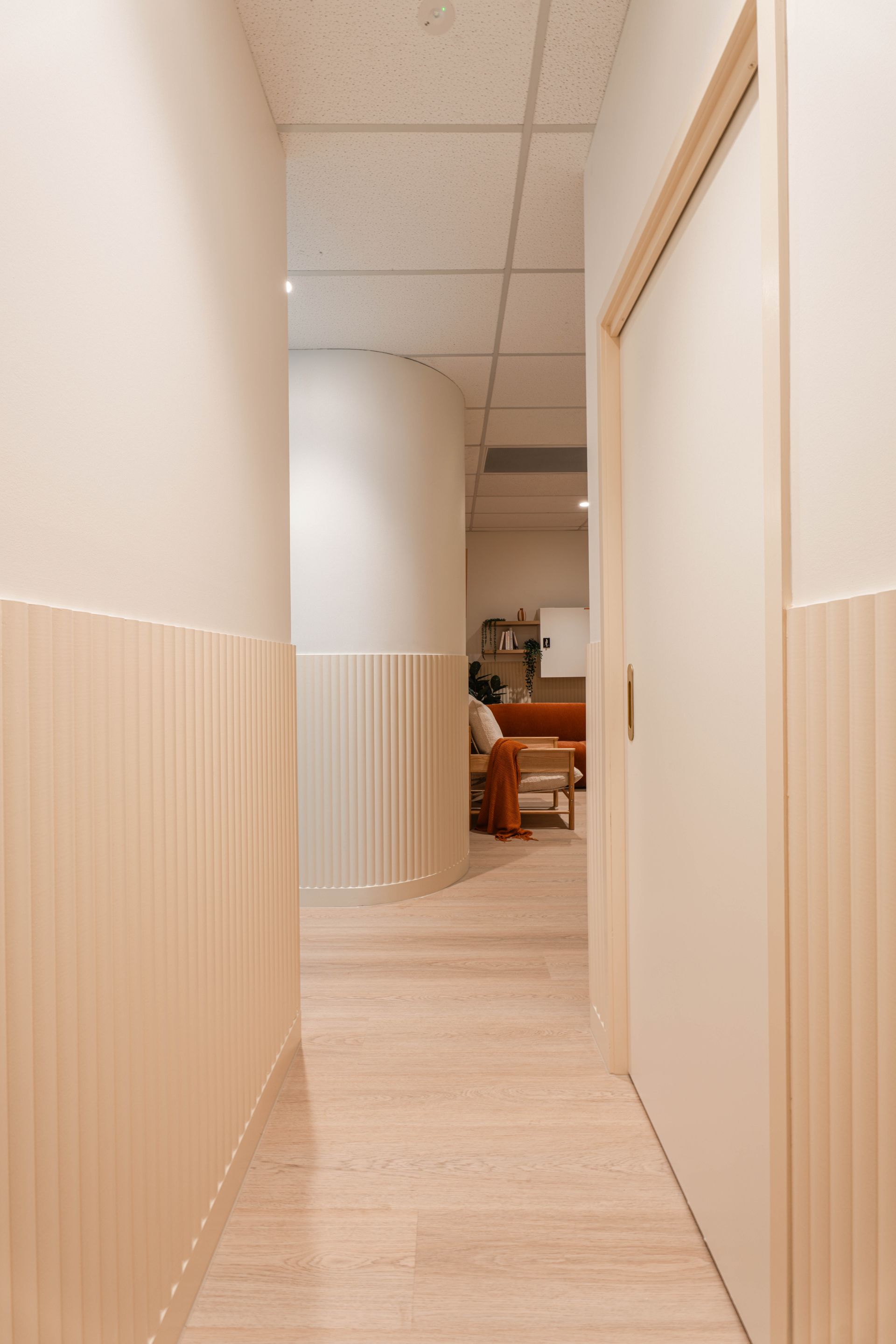 Melbourne’s trusted custom builders and renovators
We at LVN Constructions use over 30 years of expertise and knowledge to build and renovate the home of your dreams. 