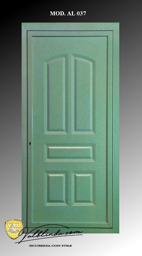 Porta interna a pannelli verdi con pannelli superiori ad arco, su una pagina di catalogo.