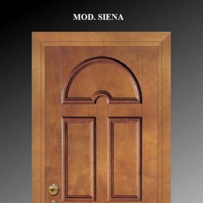 Porta in legno con pannello superiore arcuato e pomello in ottone su sfondo nero, con la scritta