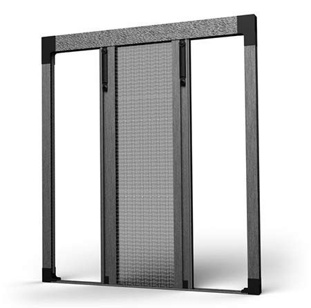 Telaio per zanzariera in metallo nero con pannello a rete grigio su sfondo bianco.