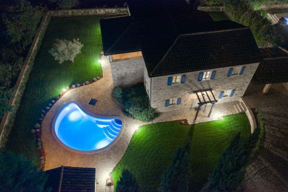Villa con piscina