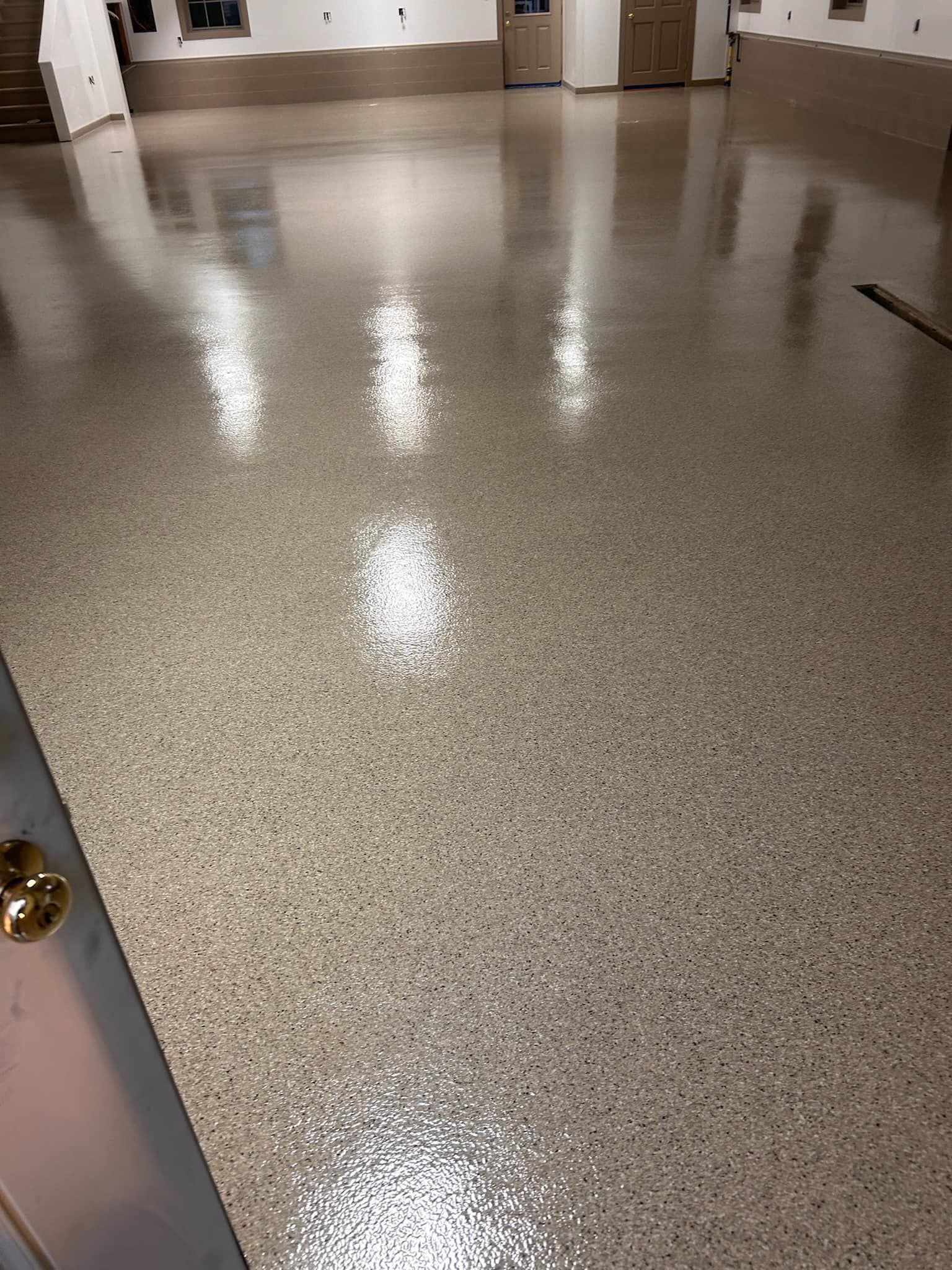 Creekbed flake floor color from the 814 Epoxy and More portfolio