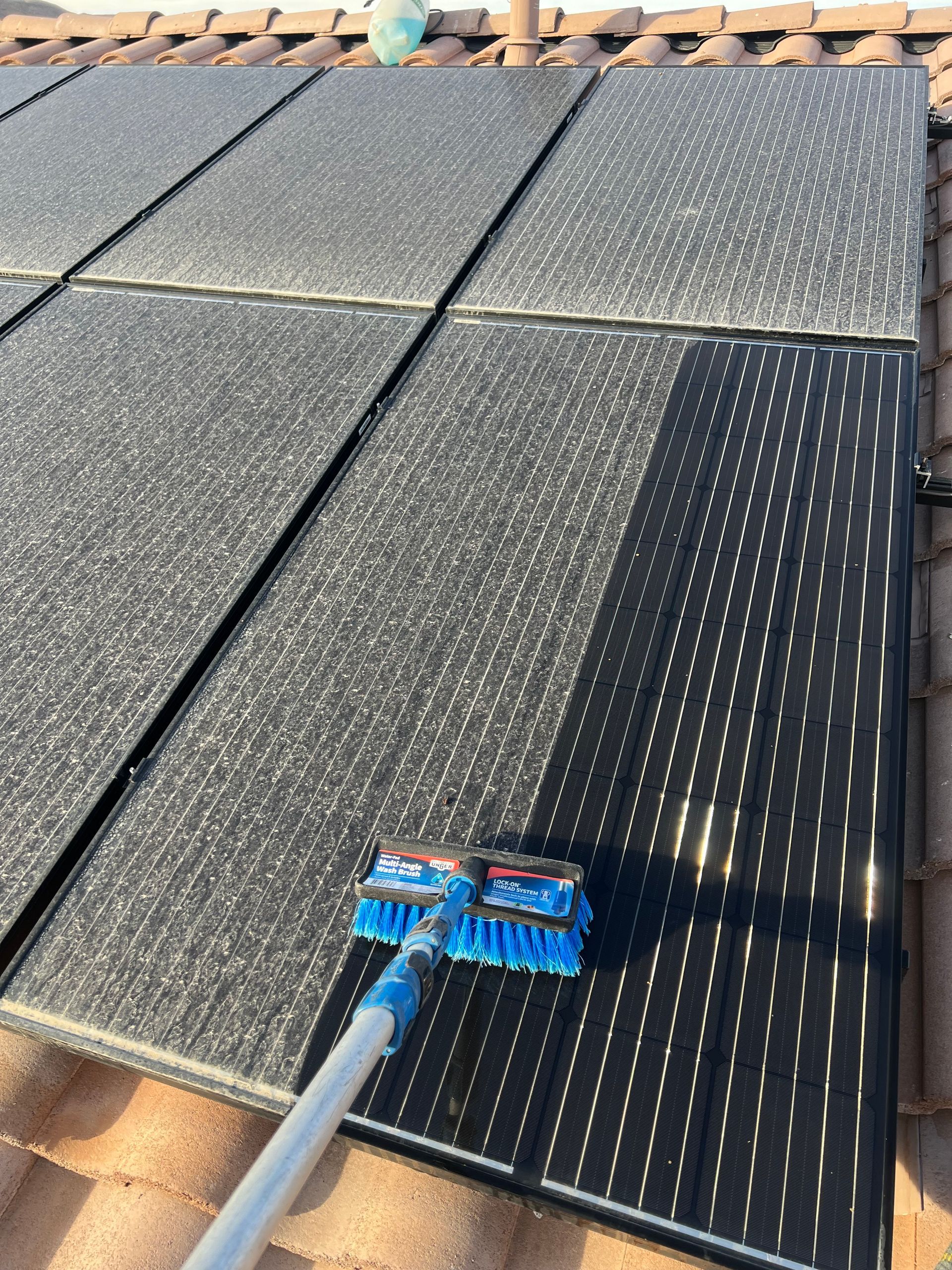 solar panel cleaning service difference