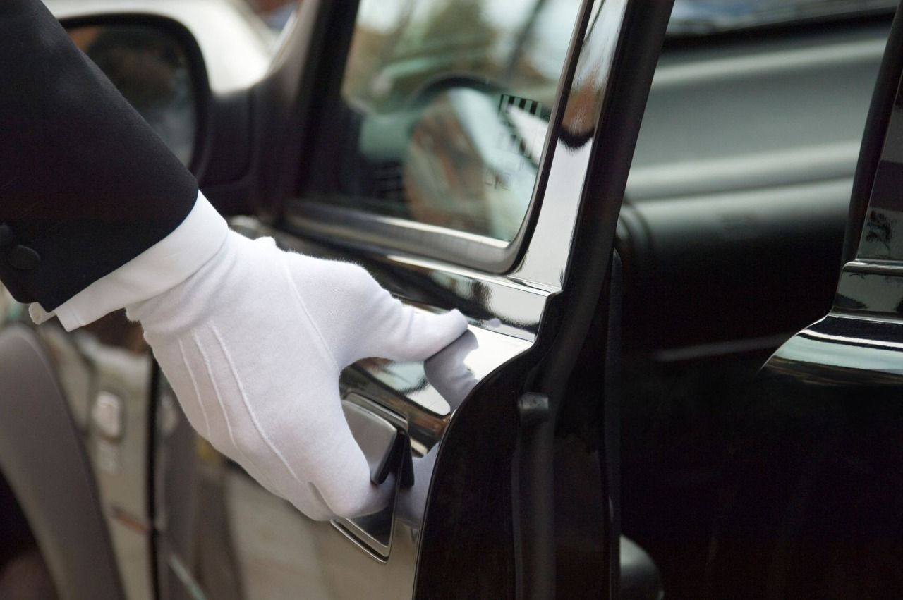 How a Limousine Service Can Beat Chicago Traffic and Save You Time