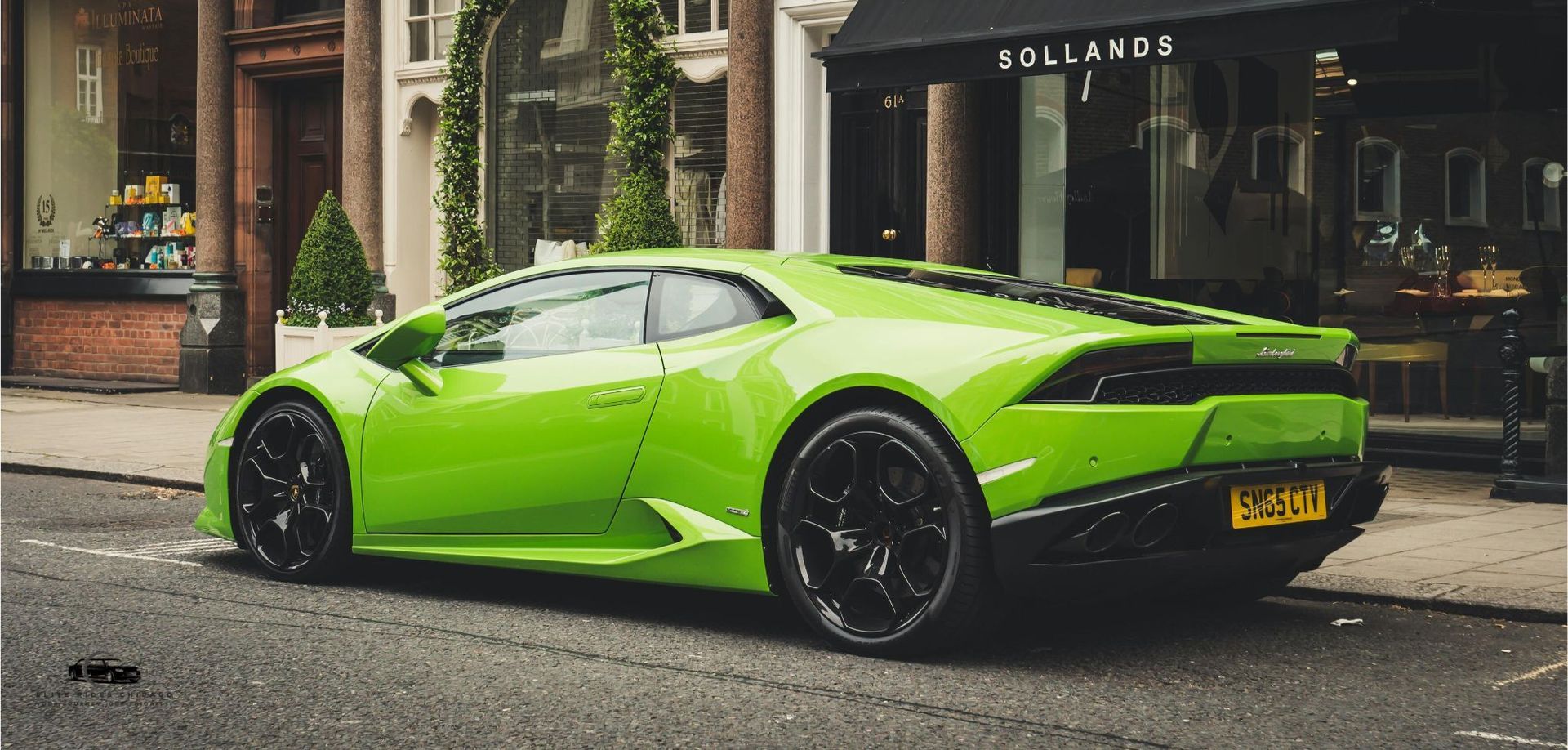 Lamborghini: The Statement-Maker