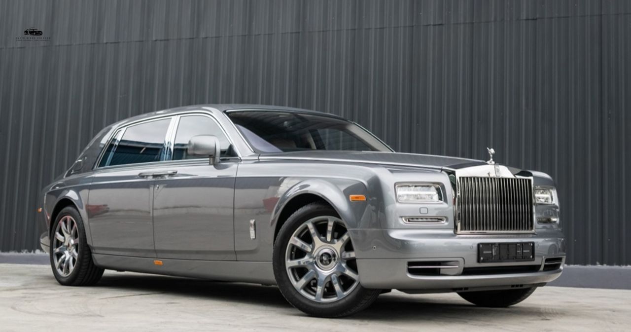 Rolls-Royce The Ultimate in Prestige and Elegance