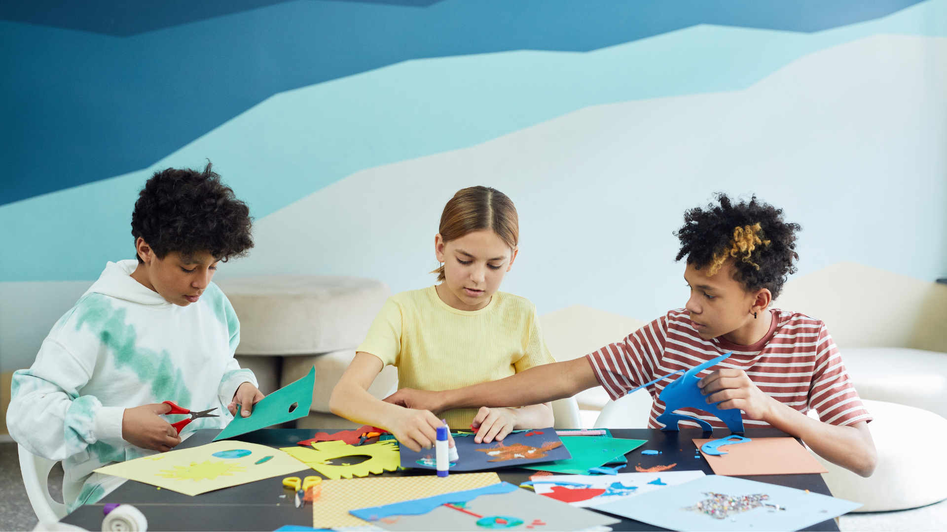 How Emotional Intelligence Develops Effective Social Skills and Essential Life Skills