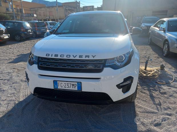 Land Rover Discovery bianco in vendita a Palermo