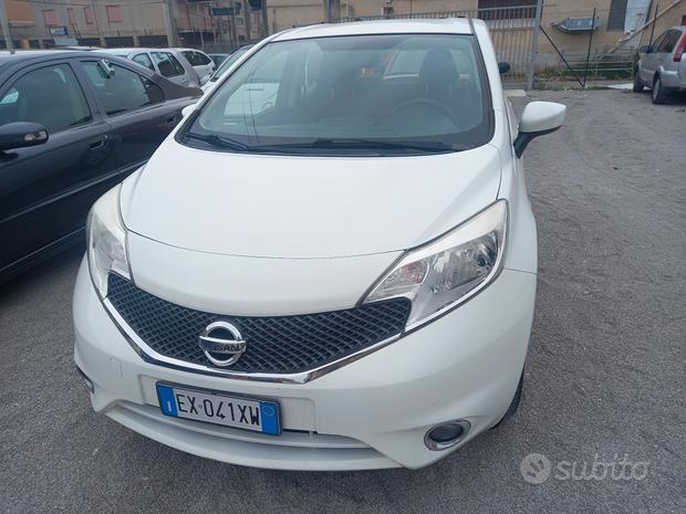 Nissan Note Bianca usata in vendita nell'autofficina di Palermo