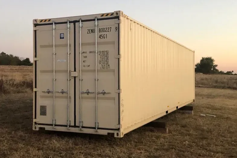 40 foot high cube shipping container