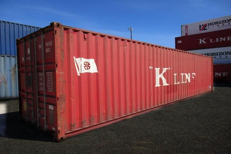 standard 40 foot shipping container
