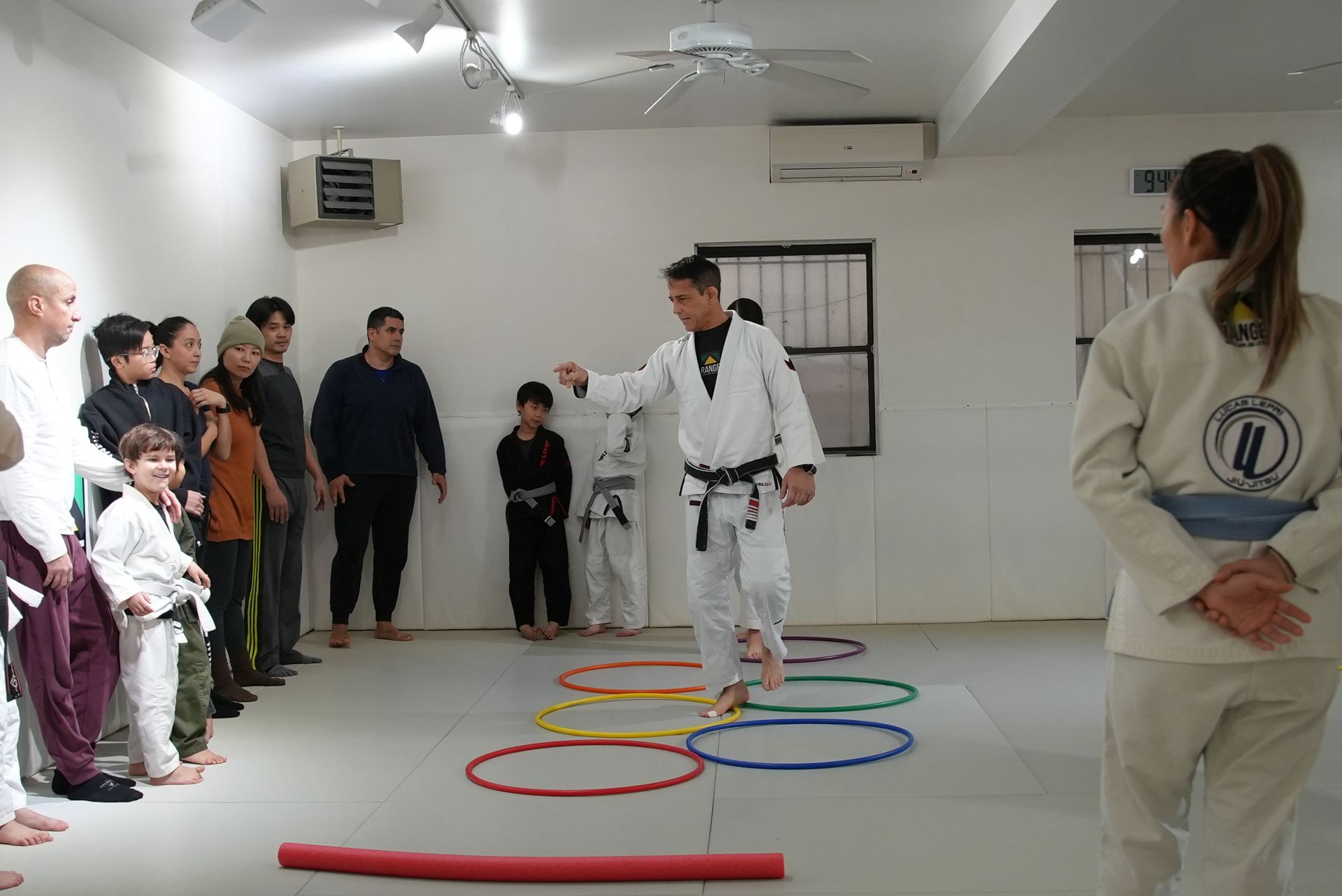 Students training Brazilian Jiu-Jitsu at Range Brazilian Jiu-Jitsu NYC in New York, NY.