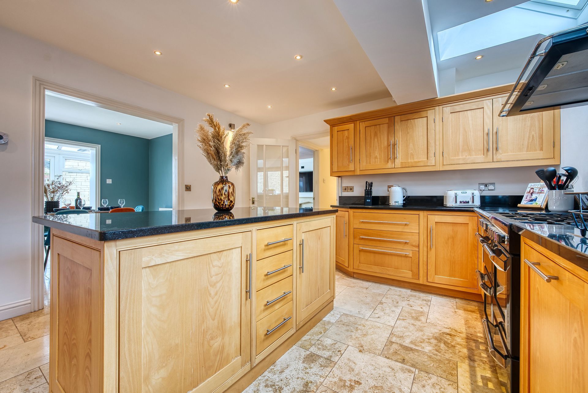 Kitchen 4