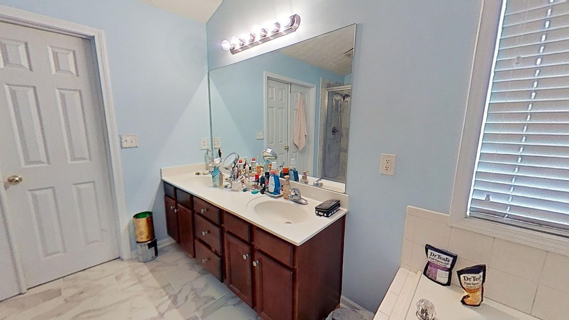 Reconstruction in bathroom in Mcdonough GA