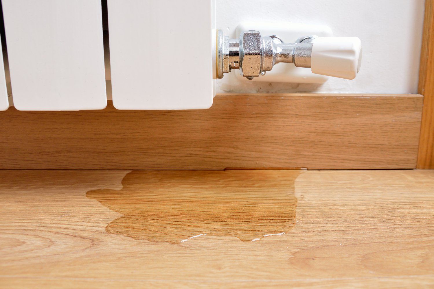 How to Tell If There Is Water Leaking in Your Walls