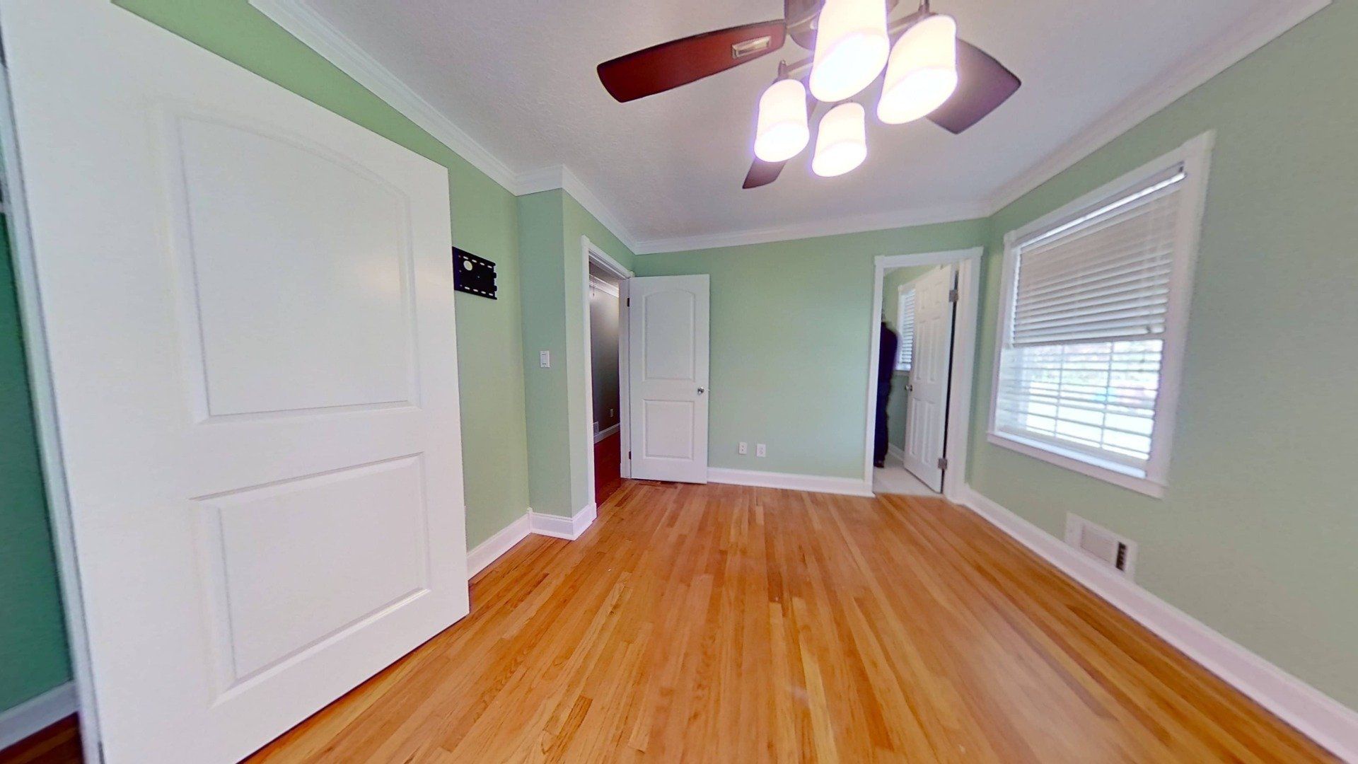 Rescuing Home from Crawl Space Fire: The Homestar Group's Restoration Success