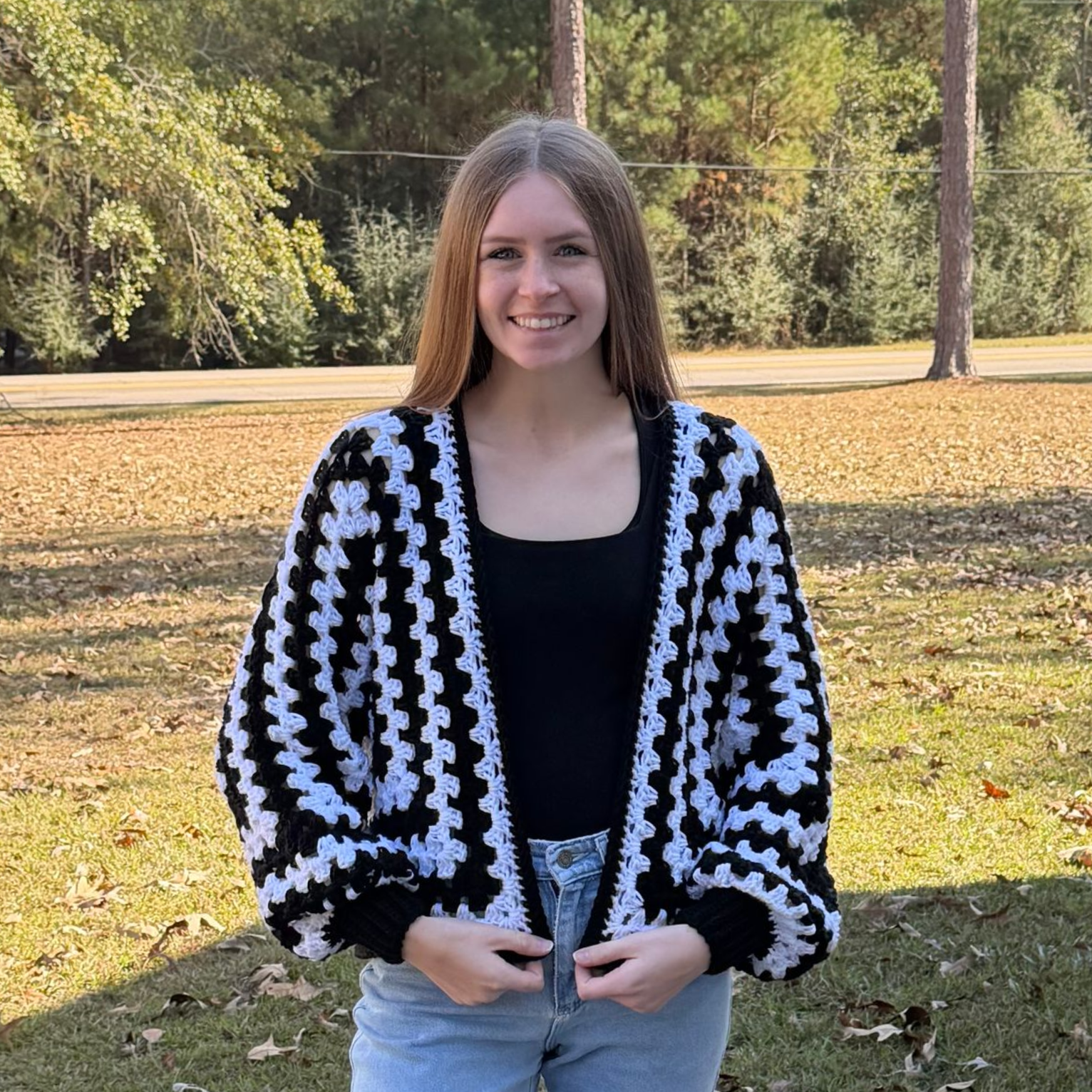 Hexagon Cardigan - Black & White