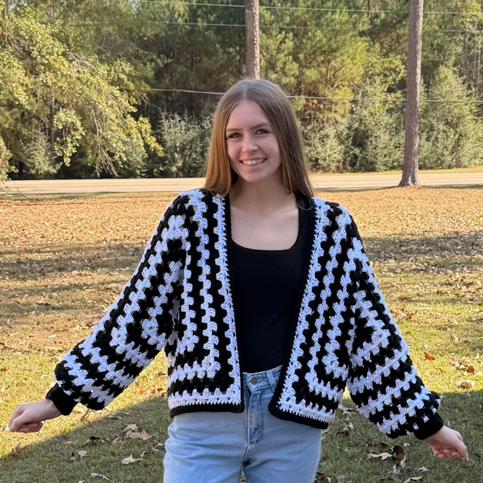 Hexagon Cardigan - Black & White