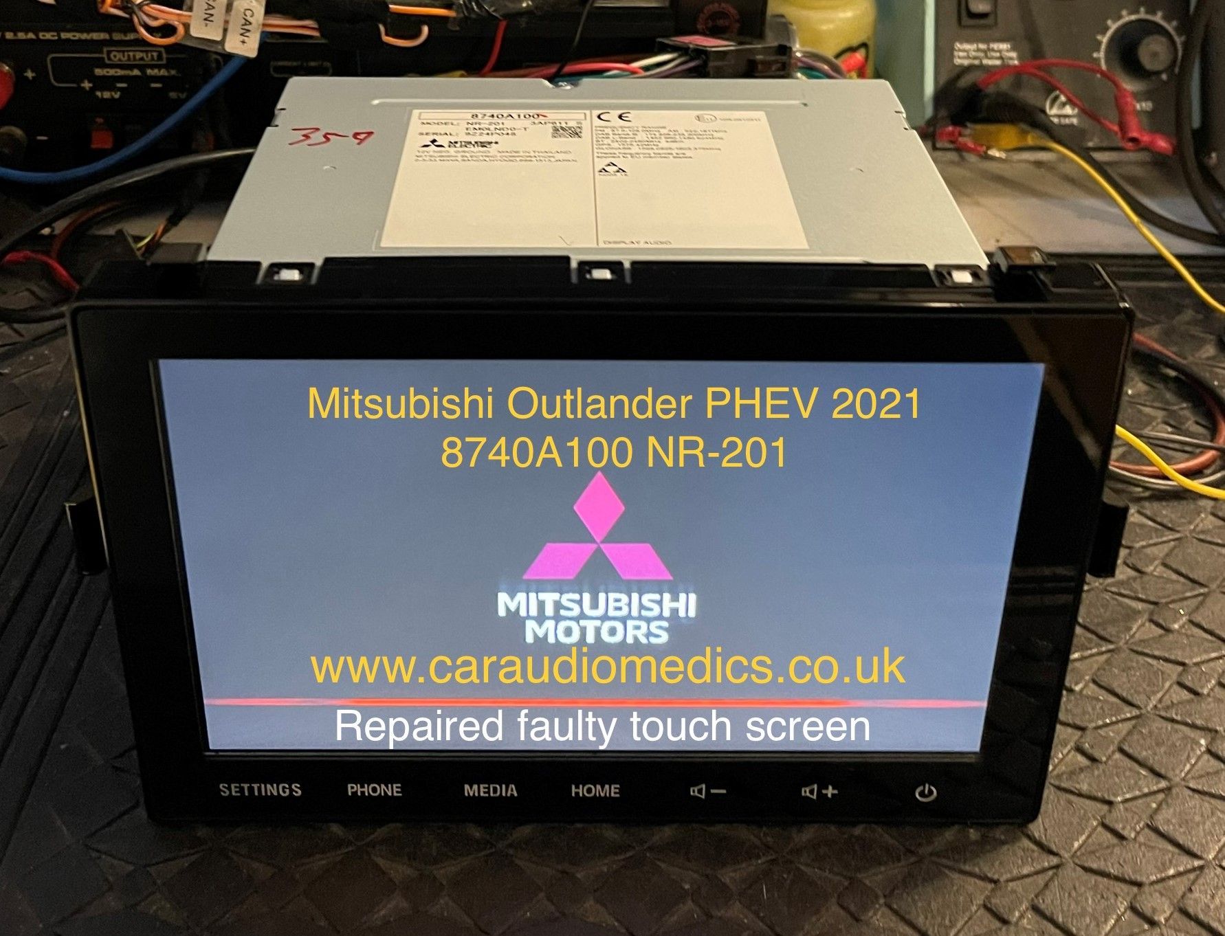 Mitsubishi Outlander PHEV
2019-2020-2021 NR-201
8740A100 8740A103
Repair touchscreen unresponsive
Touchscreen frozen
www.caraudiomedics.co.uk