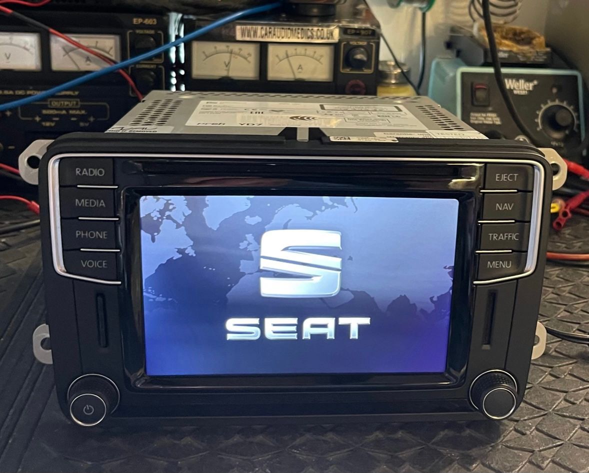 Seat Alhambra
7N5035680A 7N5035680C
MIB STD2 PQ+/NAV
Composition - Discover Media
Repair touchscreen unresponsive / frozen areas not working. 'Phantom-Finger' random functions. Phone self dialling making calls
CD not working.
www.caraudiomedics.co.uk